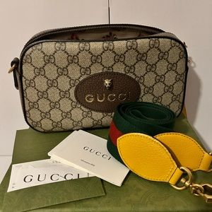 Neo Vintage GG Supreme messenger bag